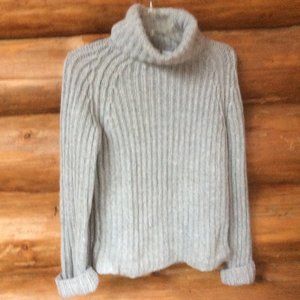 Isaac Mizrahi/Target Gray Wool Blend Ribbed Turtleneck Sweater Size Small